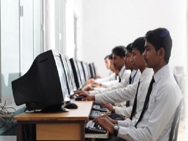 Moti Mahal College Mangalore Computer Lab photo 1